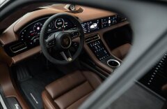 Porsche Taycan CROSS TURISMO TURBO S, BURMESTER, PDCC SPORT