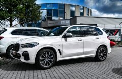BMW X5 xDrive30d M-paket, laser, head-up, CZ