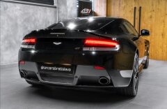 Aston Martin V8 Vantage 4,7 GT, KARBÓN, KAMERA