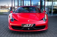 Ferrari 458 Italia bicolour, JBL, 7let servis