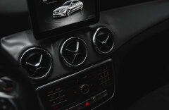 Mercedes-Benz CLA 180 Coupé, AMG line, automat