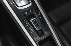 Porsche 911 3,8 Turbo S, BURMESTER, ALCANTARA, GT SILVER