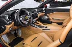 Ferrari GTC4 Lusso GTC4Lusso V12, JBL, rosso Maranello, CZ