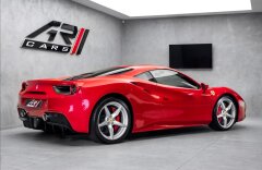 Ferrari 488 GTB Coupe, Lift, karbon/LED, nové