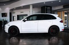 Porsche Cayenne 4,8 GTS, vzduch, PTV+, SportChrono, BOSE, CZ