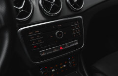 Mercedes-Benz CLA 180 Coupé, AMG line, automat