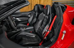 Ferrari SF90 4,0 SPIDER, FULL VÝBAVA