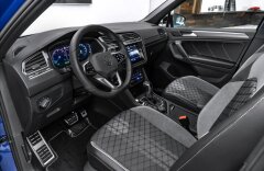 Volkswagen Tiguan 2,0TDI Rline 4M DSG, Black Style