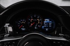 Porsche Macan TURBO PDK PERFORMANCE Karbon Vzduch