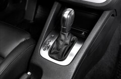 Volkswagen EOS 2.0 TDI DSG, kůže, šíbr, CZ