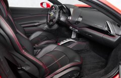 Ferrari 488 GTB Coupe, Lift, karbon/LED, nové