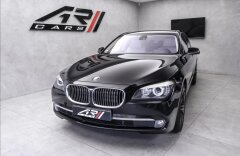 BMW Řada 7 740d xDrive, head-up, ventilace, softclose, CZ