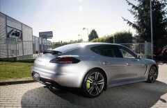 Porsche Panamera 3.0 S E - HYBRID