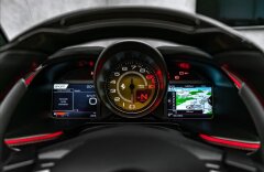 Ferrari 812 6,5 GTS V12, lift, karbon, 360°, Alcantara/karbon