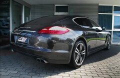 Porsche Panamera 4.9 4S Adaptivní temp Ventilace Vzduch Sport Chrono