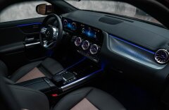 Mercedes-Benz EQA 0,0 300 4MATIC, PANO, BURMESTER