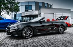 BMW Řada 8 840i xDrive Cabrio, Laser