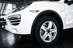 Porsche Cayenne Diesel, vzduch, PDLS, ventilace sedadel, CZ