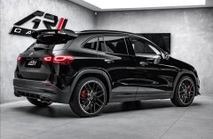 Mercedes-Benz GLA 45 S AMG 4M, Performance