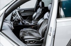 Audi Q7 3,0TDI Q, 2x Sline, Keyless, Vzduch