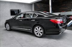 Lexus LS 600h 600h