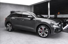 Audi Q8 50 TDI S-line, HD matrix, B&O, CZ