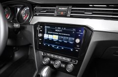 Volkswagen Passat 2.0 TDI Elegance, Navi, LED, DSG