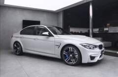 BMW M3 M3, karbon paket, 5let servis, CZ