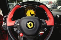 Ferrari F12 Berlinetta 6.3 Rosso Berlinetta Karbonová sedadla