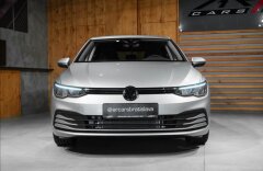 Volkswagen Golf 1,5 VIII, LIFE, KAMERA, NOVÉ AUTO