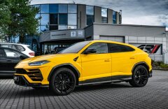 Lamborghini Urus V8 Night, panorama, 23" kola, B&O, 360°