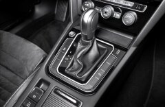 Volkswagen Passat 2.0 TDI Elegance, Navi, LED, DSG