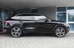 Porsche Cayenne Vzduch, Kamera, 21" litá kola