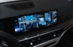BMW X5 4,4 M60i xDRIVE, H/K, PANO, SOFTCLOSE, MASÁŽE