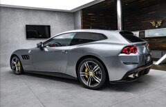 Ferrari GTC4 Lusso V12, PANORAMA, VENTILACE, JBL, 360°