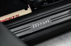 Ferrari 812 GTS, max výbava, SKLALDEM!