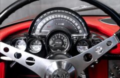 Chevrolet Corvette C1 cabrio automat V8