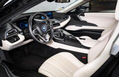 BMW i8 coupe hybrid 170+96 kW
