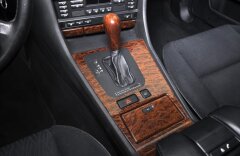BMW Řada 7 735i automat, investice