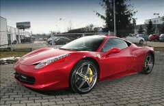 Ferrari 458 Rosso Fuoco CarbonSeats