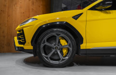 Lamborghini Urus 4.0 V8, Bang & Olufsen, Panorama, Karbón