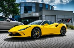 Ferrari F8 F8 Tributo V8, lift, kamera, CZ