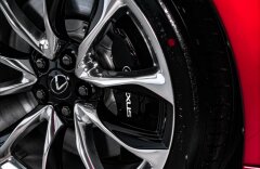 Lexus LC 500 Cabrio, Performance, Touring