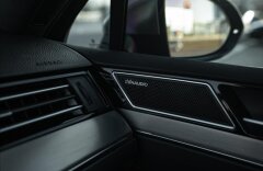 Volkswagen Passat 2,0 VARIANT HIGHLINE, DYNAUDIO, PANO, NAVI