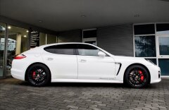 Porsche Panamera GTS, garance 12/2017, TOP!  Exclusive Individual