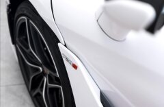 McLaren  720S performance, lift, kamera, karbon, CZ