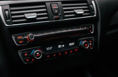 BMW M2 3,0 NAVI, KARBÓN, MANUÁL