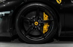 Ferrari 488 3,9 SPIDER, ALCANTARA, KAMERA