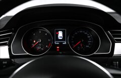 Volkswagen Passat Variant 2,0TDI 140kW High,LED,Panorama