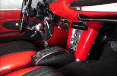 Chevrolet Corvette C1 cabrio automat V8